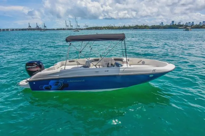 alquiler de barco sin licencia en Andratx, Baleares
